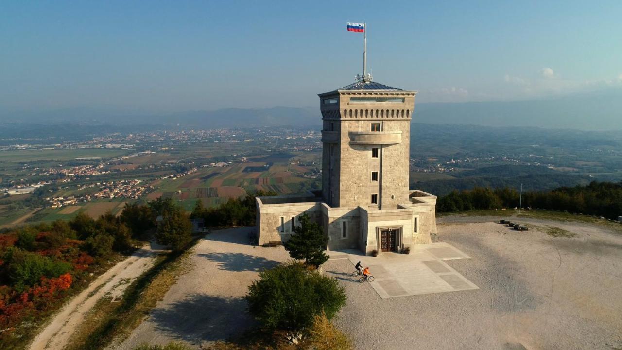 Vila Brinovka Kostanjevica na Krasu Экстерьер фото